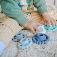 Jellystone Rainbow Stacker Teether - Ocean